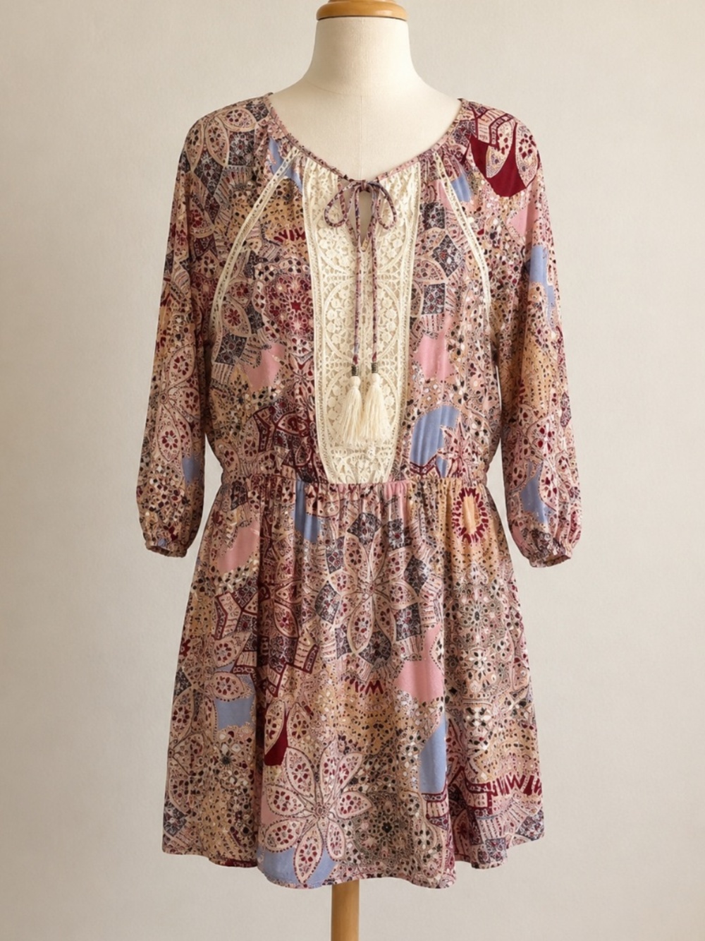 Signature Studio Boho Dress Pink Blue Tassel Lace Lined 3/4 Sleeve Midi Medium